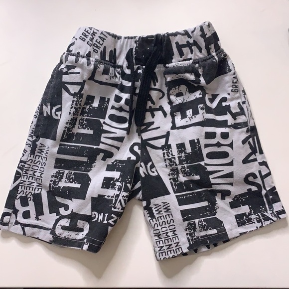 Baby boy bundle size 3T clothing two shorts one long sleeve T Shirt play set - Picture 2 of 7